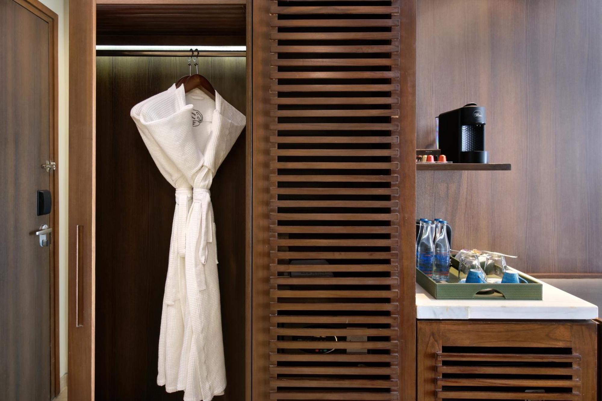 Mercure Bali Legian Ngoại thất bức ảnh